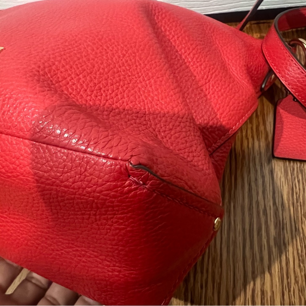 Coach red pebbled leather bag - Picture 8 of 16